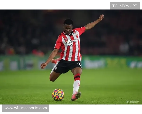 马来西亚足球队当家球星带领球队挑战亚洲强队的奋斗之路